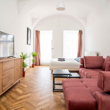 Luxapart III Beautiful Views Kosice Bagian luar foto