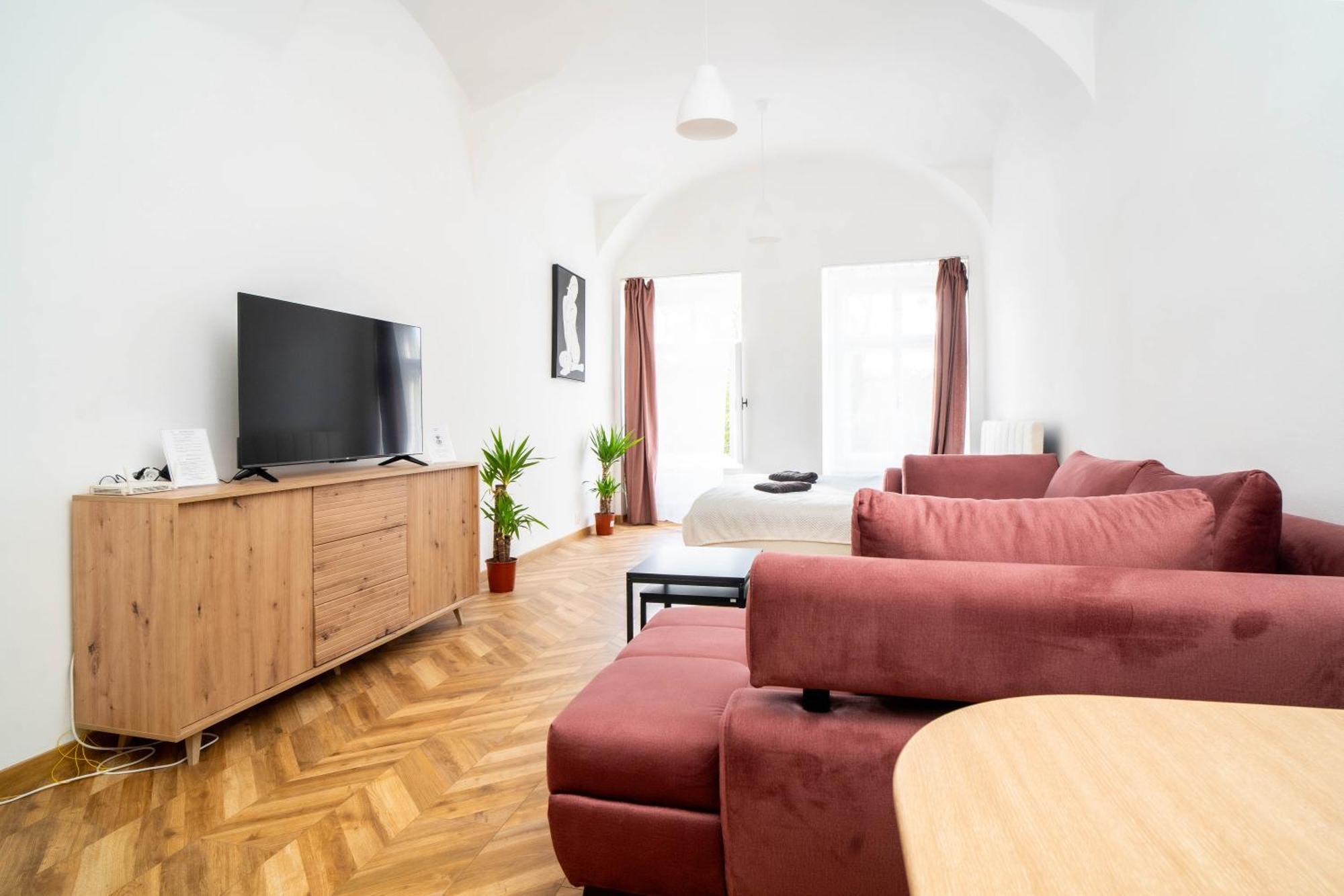 Luxapart III Beautiful Views Kosice Bagian luar foto